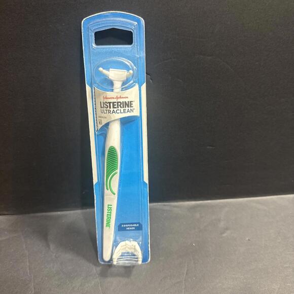 Johnson & Johnson Listerine Ultraclean Access Flosser Starter Pack 3 Extra Floss - Picture 1 of 11